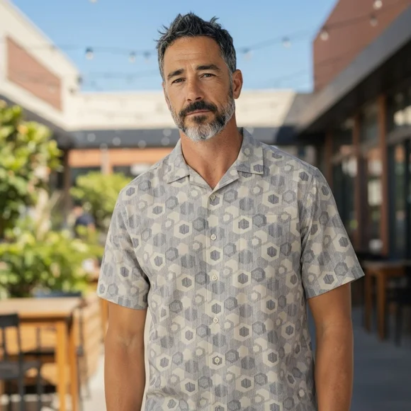 Tommy Bahama sz XXL silk Hawaiian print button down Blue Cream shirt MT86 - Picture 1 of 8